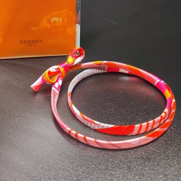 HERMES Twilly Silk spaghetti wrap bracelet 23” | Accessory - Picture 3 of 6